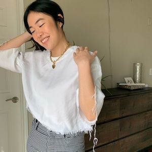 Kandall Kylie white cotton crop top